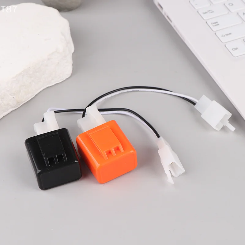 LED Flasher Relay with Adjustable 2-Pin for Motorcycles, Scooters, Bikes Turn Signal Hyper Flash Blinkers Relay
LED Flasher Relay with Adjustable 2-Pin for Motorcycles, Scooters, Bikes Turn Signal Hyper Flash Blinkers Relay