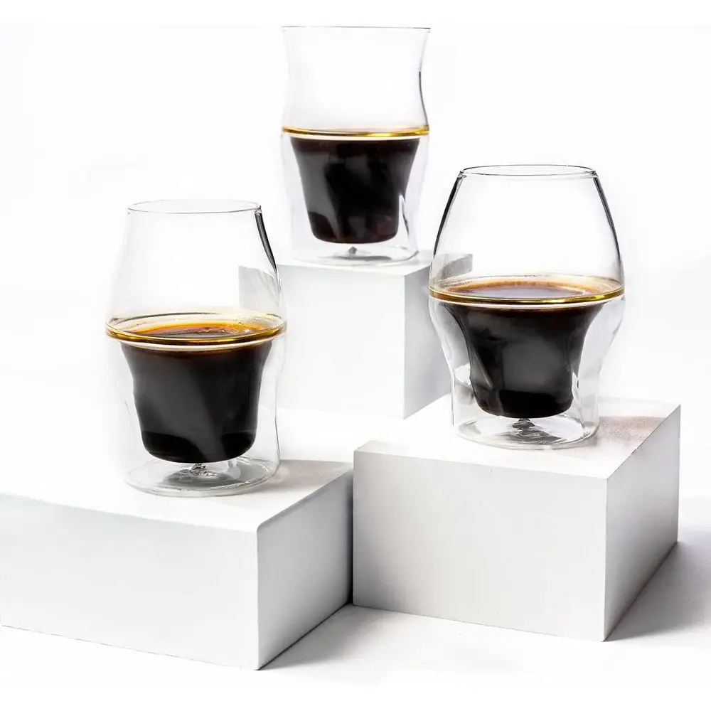Набор стеклянных стаканов AVENSI Coee Enhancing Glassware - полный комплект: 3 стакана (VIDA, SENTI, ALTO), с подставками, полировочной салфеткой и руководством по приготовлению напитков.
Набор стеклянных стаканов AVENSI Coee Enhancing Glassware - полный комплект: 3 стакана (VIDA, SENTI, ALTO), с подставками, полировочной салфеткой и руководством по приготовлению напитков.