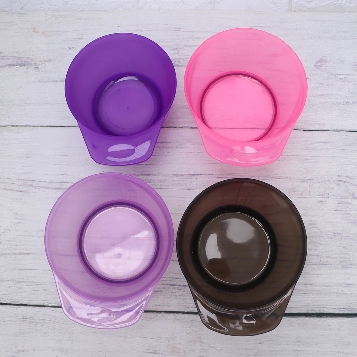3 Pcs Hair Dye Bowl Colorful Cream Trays Salon Mixing Tint Bowls for DIY Hair Coloring Tools Set Easy Hold Durable Use
3 Pcs Hair Dye Bowl Colorful Cream Trays Salon Mixing Tint Bowls for DIY Hair Coloring Tools Set Easy Hold Durable Use