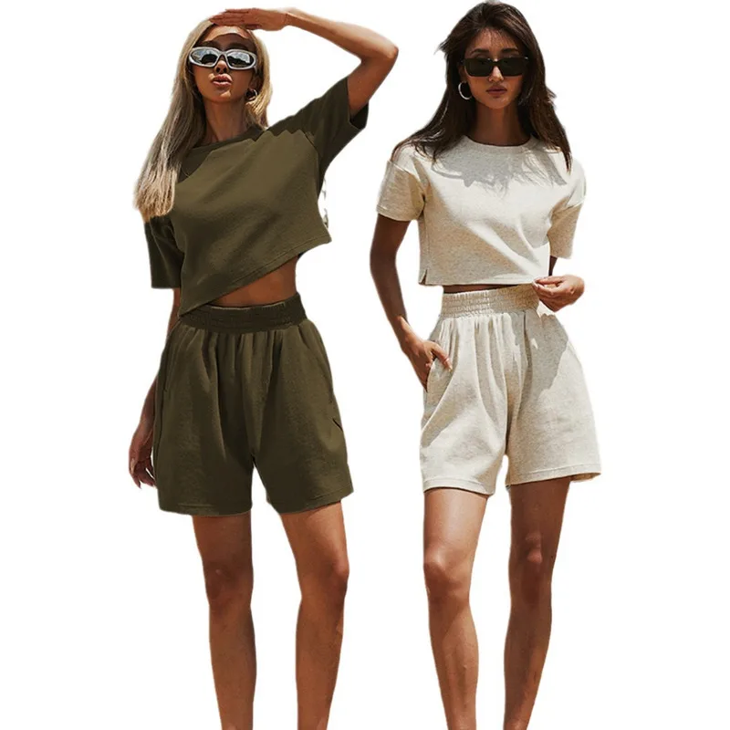 Two-piece Sportswear For Summer Leisure Ladies Solid Color Round Neck T-shirt Elastic Waist Shorts Women's Suits
Two-piece Sportswear For Summer Leisure Ladies Solid Color Round Neck T-shirt Elastic Waist Shorts Women's Suits