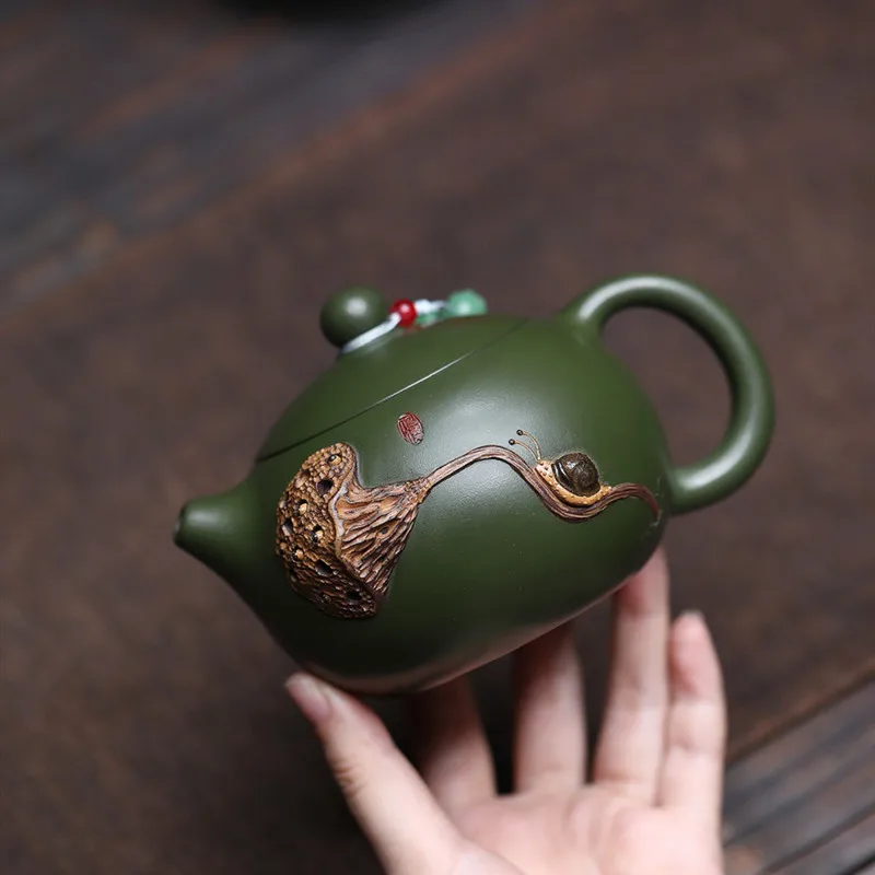 Chinese Yixing Purple Clay Teapot Handmade Lotus Xishi Beauty Tea Pot Raw Ore Green Mud Kettle Household Zisha Tea Set 320ml
Chinese Yixing Purple Clay Teapot Handmade Lotus Xishi Beauty Tea Pot Raw Ore Green Mud Kettle Household Zisha Tea Set 320ml