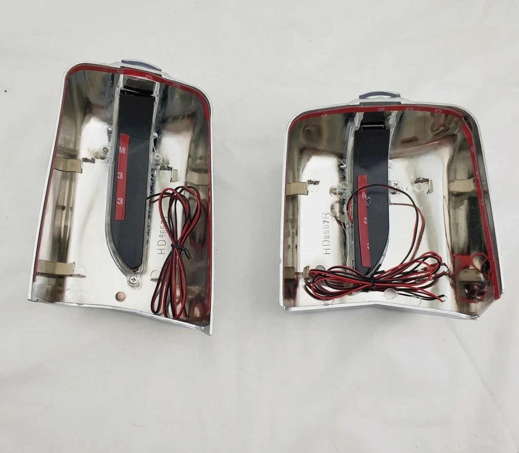 Premium Chrome Plated Side Mirror Cover With LED Side Blinker for Mercedes-Benz W124 260E 300E Fit W/Turn Signal Models Mirror
Premium Chrome Plated Side Mirror Cover With LED Side Blinker for Mercedes-Benz W124 260E 300E Fit W/Turn Signal Models Mirror