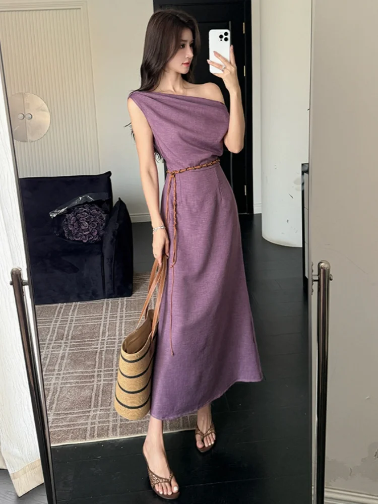 SMTHMA 2025 New Summer Chinese style Slant Shoulder Swing Neck Dress Women's with Feminine Charm Purple Design Long Dress
SMTHMA 2025 New Summer Chinese style Slant Shoulder Swing Neck Dress Women's with Feminine Charm Purple Design Long Dress