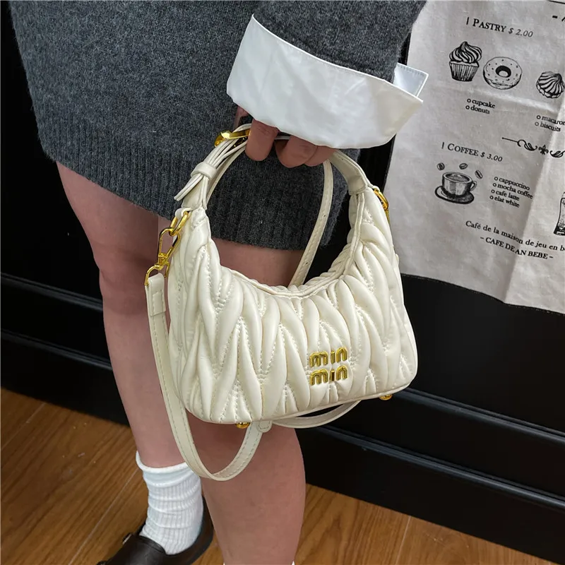 Trendy Women Hobo Bag Soft Faux Leather Shoulder Purse for Casual Daily Outdoor Use
Trendy Women Hobo Bag Soft Faux Leather Shoulder Purse for Casual Daily Outdoor Use