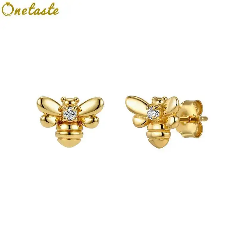 925 Sterling Silver Cubic Zirconia 3D Bee Shape Stud Earrings For Women Cute Trendy Chic Dainty Stack Small Earring Party Gift
925 Sterling Silver Cubic Zirconia 3D Bee Shape Stud Earrings For Women Cute Trendy Chic Dainty Stack Small Earring Party Gift