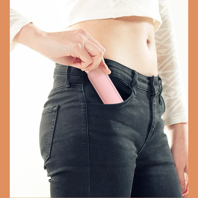 Folding Cute Pet Fan Mini Portable USB Handheld Charger Electric Fan Mute Desktop Large Wind
Folding Cute Pet Fan Mini Portable USB Handheld Charger Electric Fan Mute Desktop Large Wind