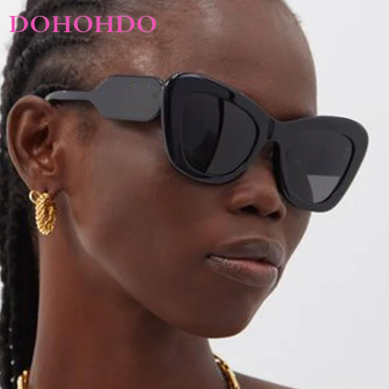 Vintage Big Frame Cat Eye Sunglasses For Women Men Fashion Trend Brand Designer Outdoors Street Photography Sun Glasses UV400
Vintage Big Frame Cat Eye Sunglasses For Women Men Fashion Trend Brand Designer Outdoors Street Photography Sun Glasses UV400