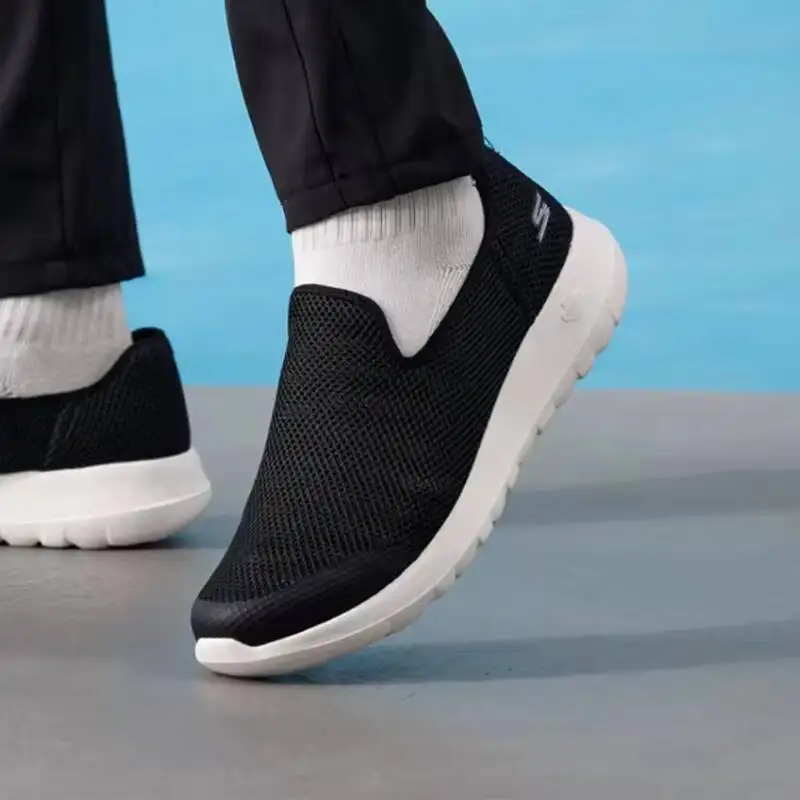 Skechers 2026new Men Walking Casual Shoes Lightweight Cushion Breathable Comfort Outdoor Sneakers 216700-BKW sport
Skechers 2026new Men Walking Casual Shoes Lightweight Cushion Breathable Comfort Outdoor Sneakers 216700-BKW sport