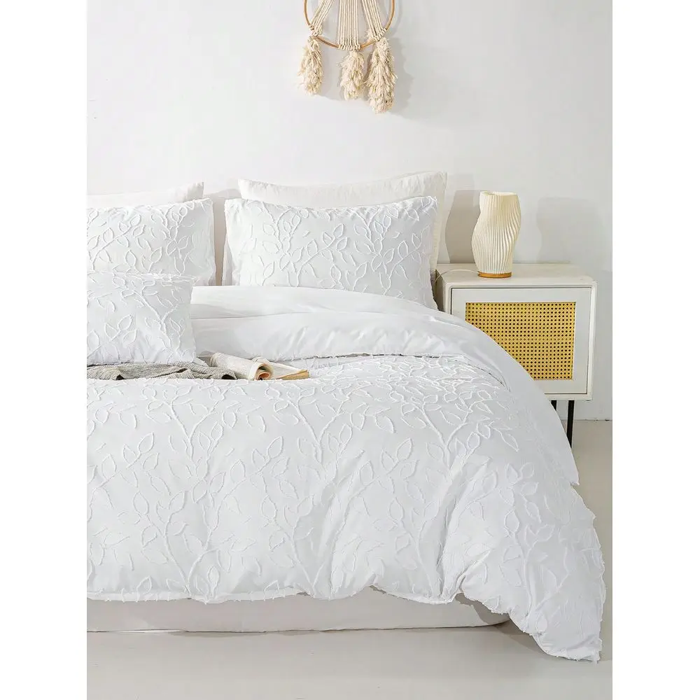 Soft Plush Microfiber Duvet Cover Set 1 Duvet Cover And 2 Pillow Shams, Lightweight And Breathable, Suitable For All Seasons, I
Soft Plush Microfiber Duvet Cover Set 1 Duvet Cover And 2 Pillow Shams, Lightweight And Breathable, Suitable For All Seasons, I
