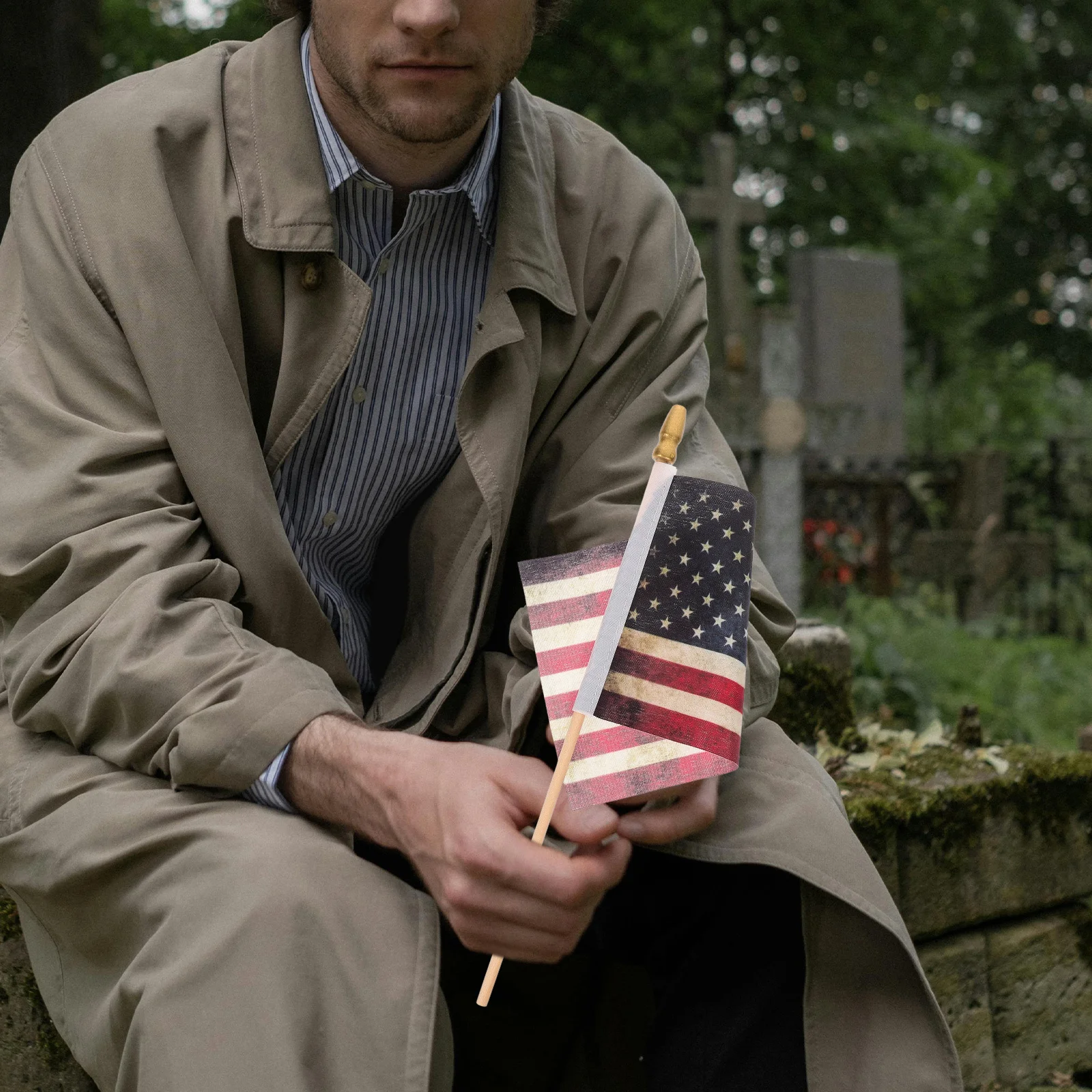 10Pcs Vintage American Flag Handheld Polyester Flags for Ceremonies Schools Small Usa Flags on Stick
10Pcs Vintage American Flag Handheld Polyester Flags for Ceremonies Schools Small Usa Flags on Stick