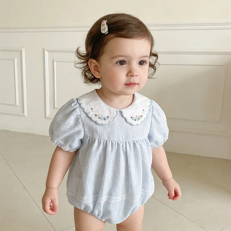 Baby Girl Blue Grid Romper Embroidered Peter Pan Collar Puffed Short Sleeves Lace Trim Summer Newborn Bodysuit Leisure Clothes
Baby Girl Blue Grid Romper Embroidered Peter Pan Collar Puffed Short Sleeves Lace Trim Summer Newborn Bodysuit Leisure Clothes
