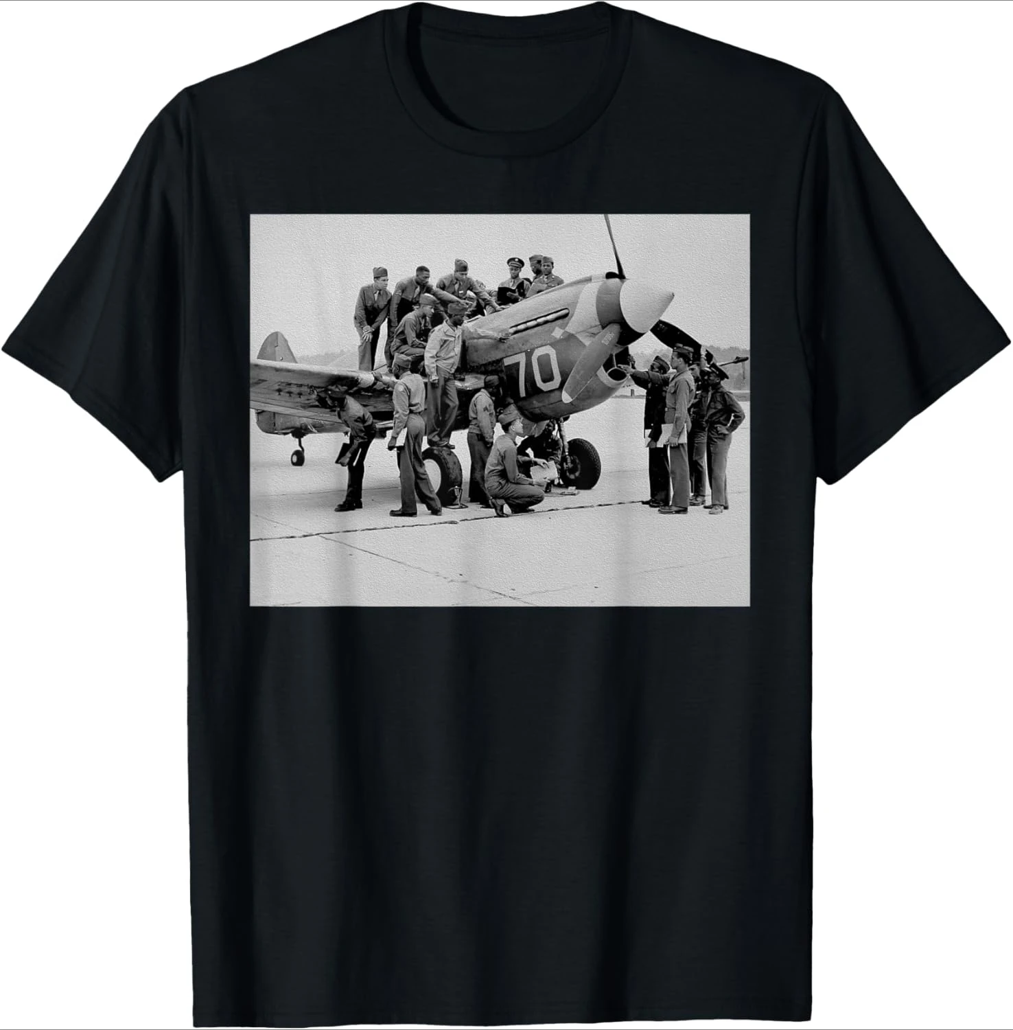 Retro Airmen History World War 2 Tuskegee Pilots design-100% cotton summer casual O-neck short sleeve printed men's T-shirt.
Retro Airmen History World War 2 Tuskegee Pilots design-100% cotton summer casual O-neck short sleeve printed men's T-shirt.