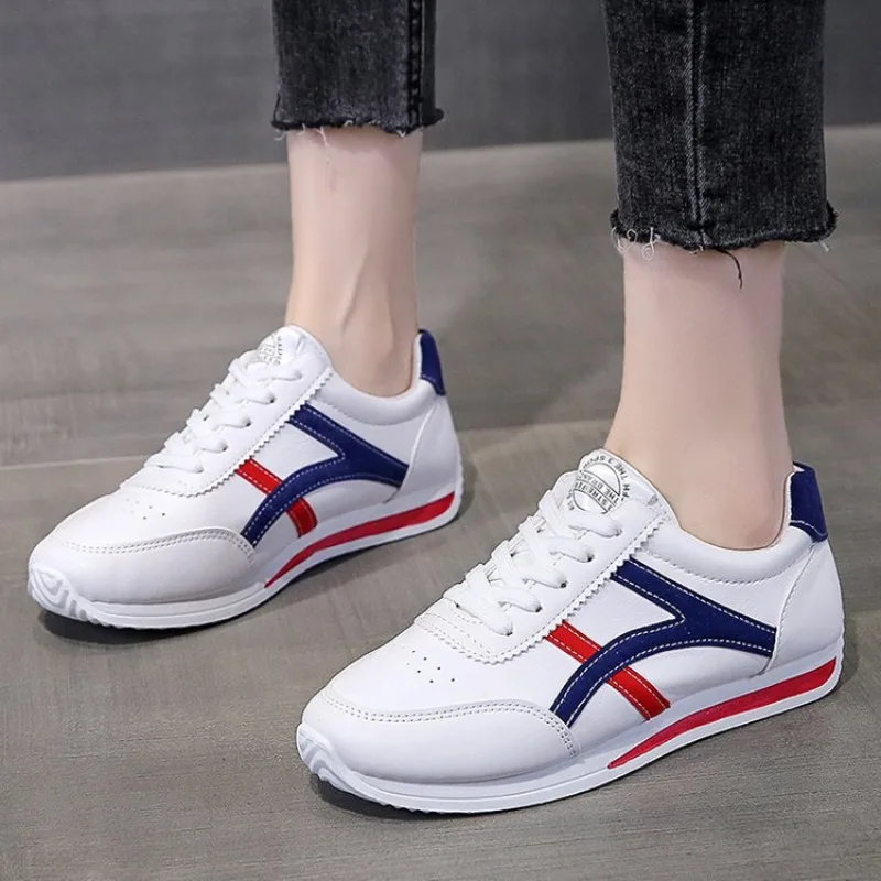 Sneakers Women New Sports Shoes Women's Small White Shoes Fashion Comfort Sneakers All-match Lightweight Casual Running Shoes
Sneakers Women New Sports Shoes Women's Small White Shoes Fashion Comfort Sneakers All-match Lightweight Casual Running Shoes