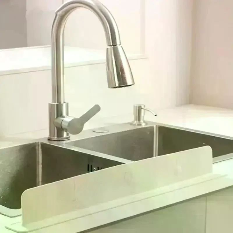 1pcs Silicone Kitchen Sink Water Splash Guard Washing Basin Anti-splash Stopper Waterproof Splatter Screen Bar Anti-water Board
1pcs Silicone Kitchen Sink Water Splash Guard Washing Basin Anti-splash Stopper Waterproof Splatter Screen Bar Anti-water Board
