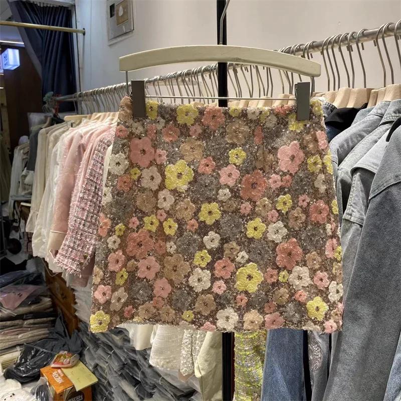 Elegant Colorful Flower Sequins Skirt Women Fashion Summer New Vintage Y2k Female Slim Temperament Bag Hip Mini Party Skirt K090
Elegant Colorful Flower Sequins Skirt Women Fashion Summer New Vintage Y2k Female Slim Temperament Bag Hip Mini Party Skirt K090