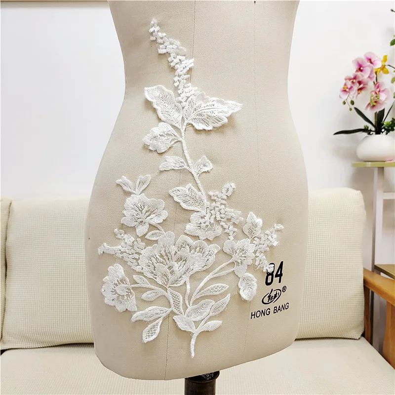 DIY Embroidered Appliques Wedding Dress Veil Bridal Gown Decoration Accessories Heavy Embroidery Cotton Fabric Beaded Lace Patch
DIY Embroidered Appliques Wedding Dress Veil Bridal Gown Decoration Accessories Heavy Embroidery Cotton Fabric Beaded Lace Patch