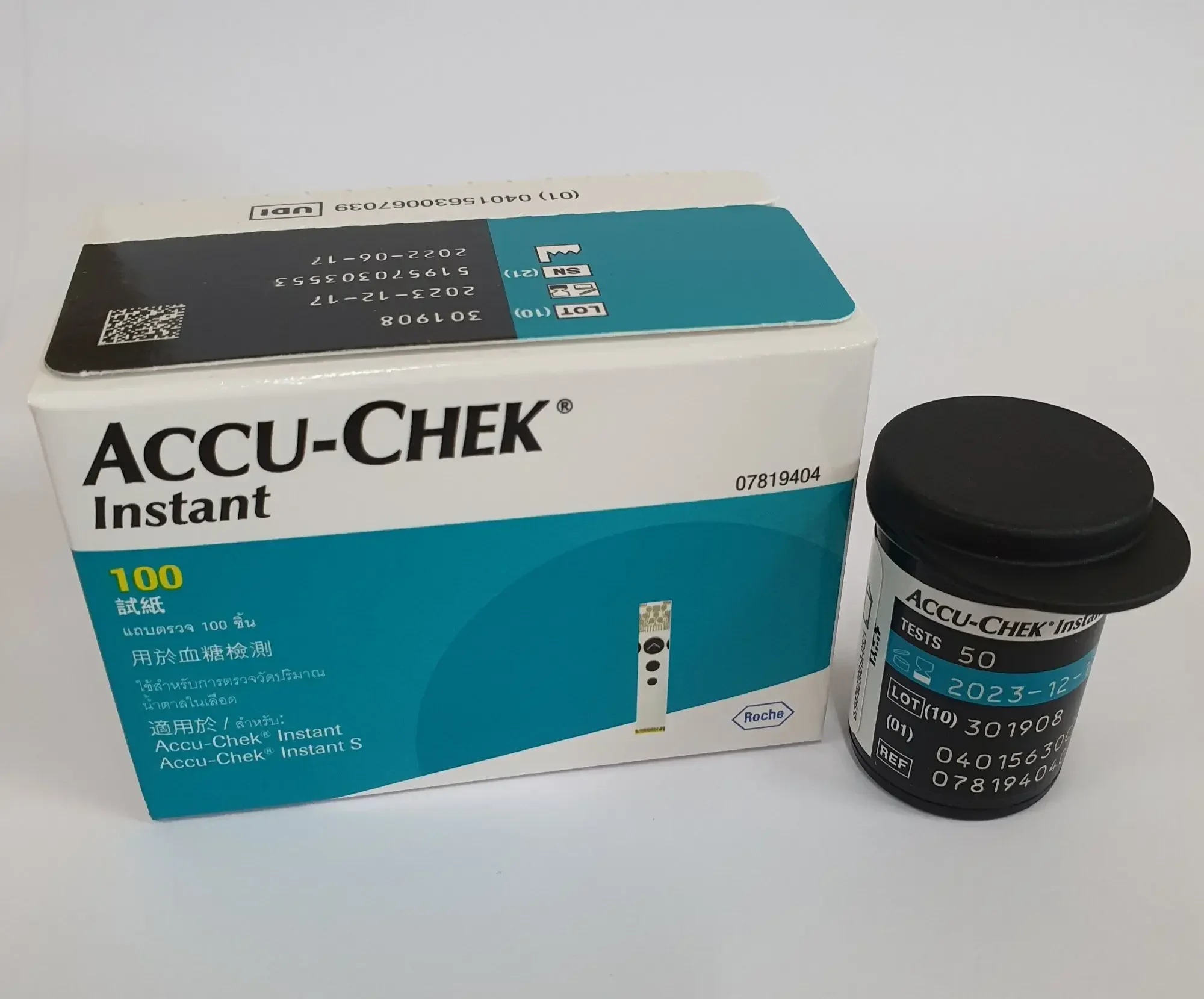 Accu-Chek Instant 50/100's Strips for AccuChek Instant Instant S Meter (Exp:Latest)
Accu-Chek Instant 50/100's Strips for AccuChek Instant Instant S Meter (Exp:Latest)