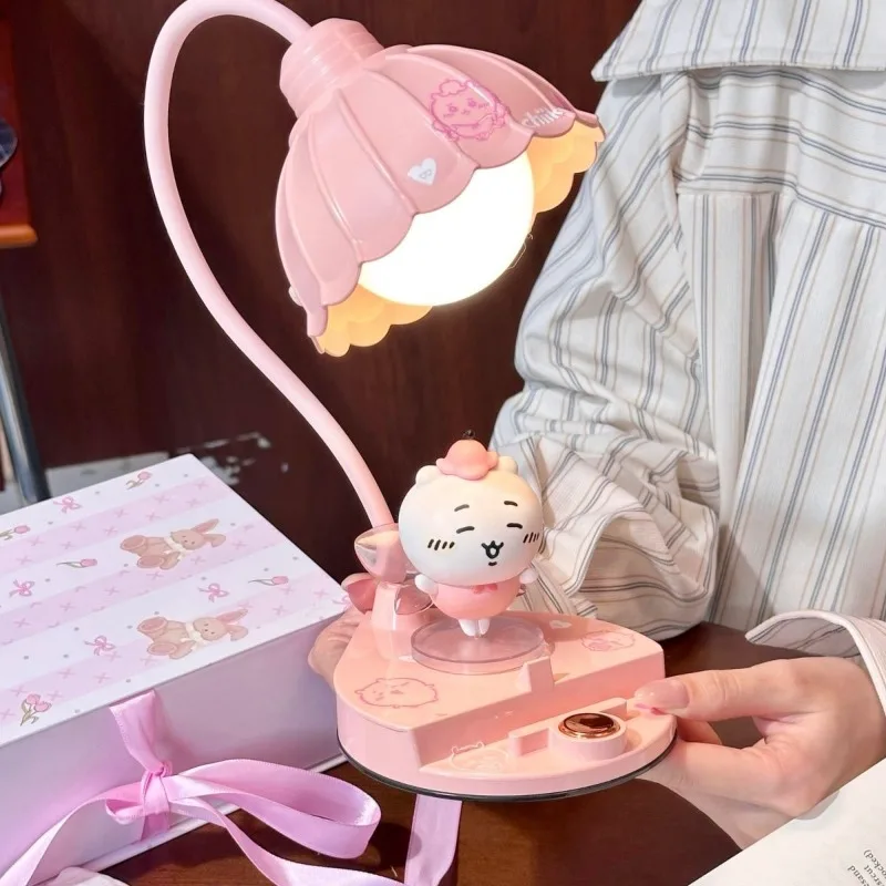 Kawaii Anime Chiikawa Hachiware Usagi Small Table Lamp Rechargeable Model Bedside Lamp Dormitory Gift Send To Girlfriend Lovely
Kawaii Anime Chiikawa Hachiware Usagi Small Table Lamp Rechargeable Model Bedside Lamp Dormitory Gift Send To Girlfriend Lovely