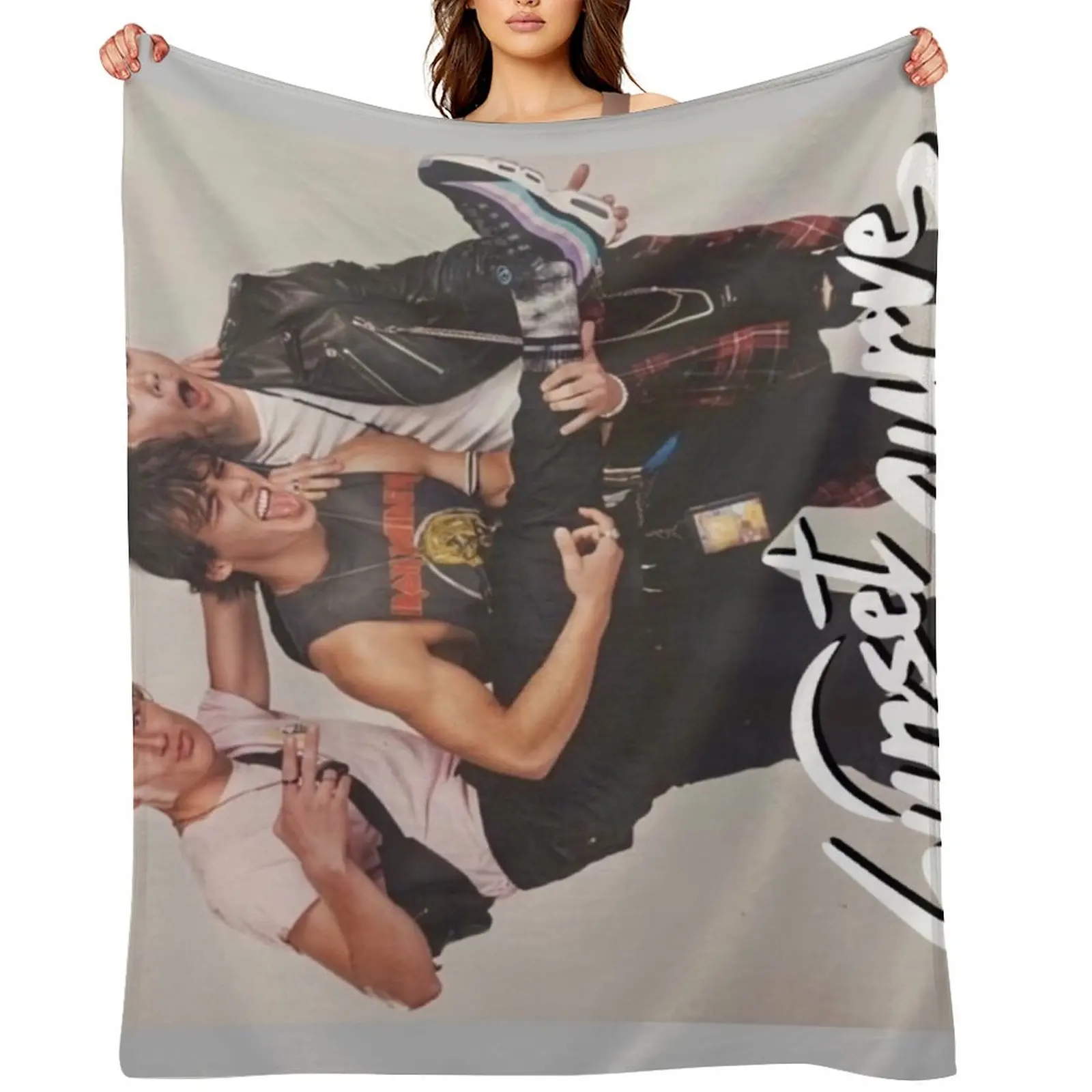 Sunset Curve album poster Throw Blanket Sofa blankets and throws Fashion Sofas Weighted Blankets
Sunset Curve album poster Throw Blanket Sofa blankets and throws Fashion Sofas Weighted Blankets