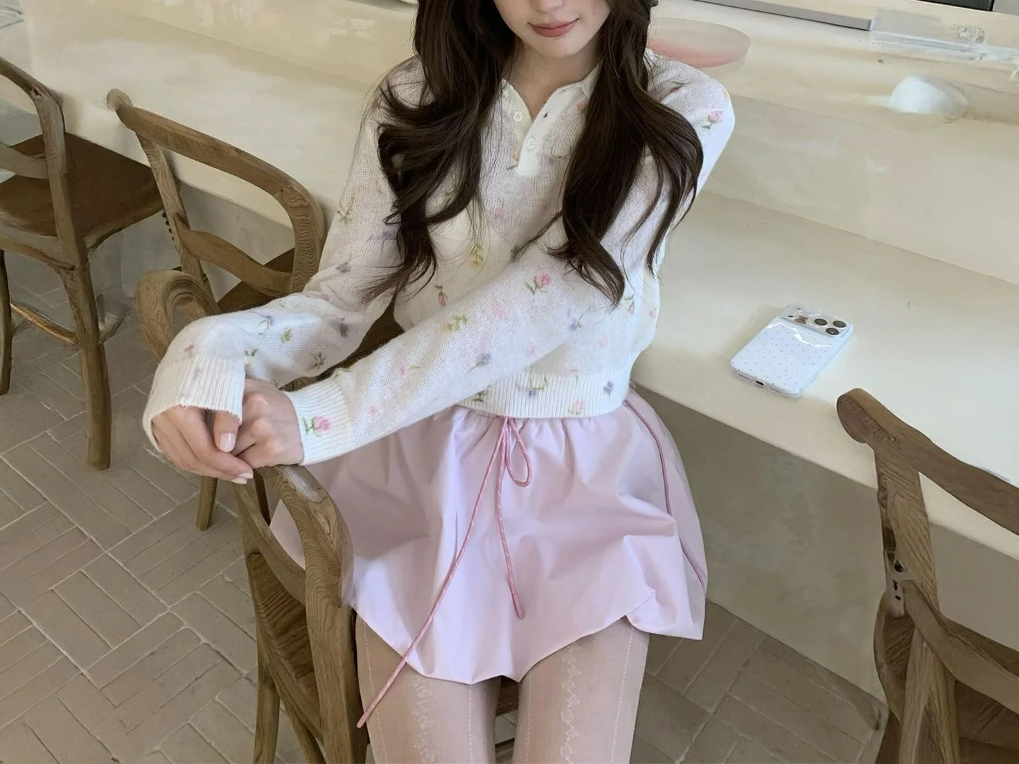 Ambience Two-piece Suit Floral Lapel Knit Top for Women and Pink Bud Skirt
Ambience Two-piece Suit Floral Lapel Knit Top for Women and Pink Bud Skirt