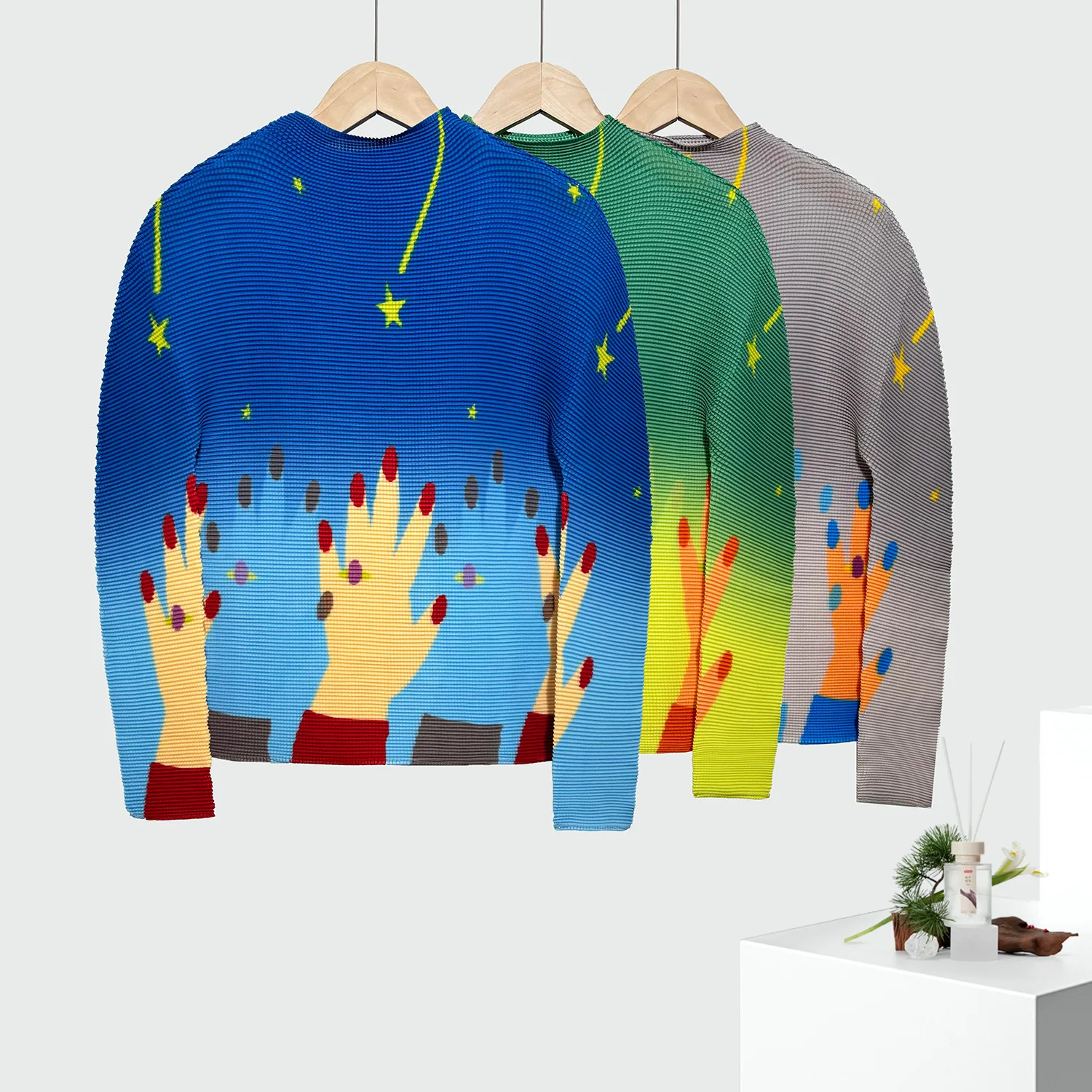 Miyake Pleated 2025 New Long-sleeved Blouse Female Autumn Single Wear Slim Niche Printing Fashionable Yangqi Hundred T-shirts
Miyake Pleated 2025 New Long-sleeved Blouse Female Autumn Single Wear Slim Niche Printing Fashionable Yangqi Hundred T-shirts