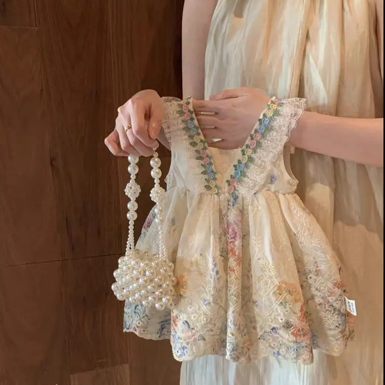 Girls' summer dress 2026 new style children's baby princess western-style French floral vest dress
Girls' summer dress 2026 new style children's baby princess western-style French floral vest dress