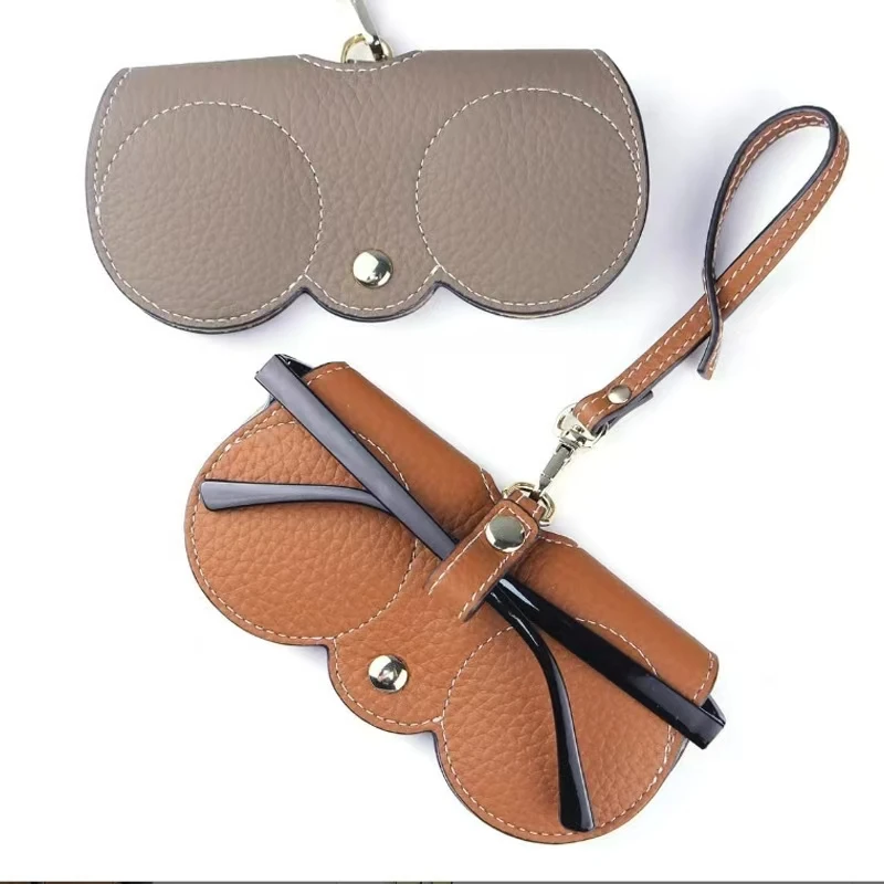 2025 New Summer Decorative Eye Glasses Bag Set Genuine Leather Eye Glasses Bag Holder
2025 New Summer Decorative Eye Glasses Bag Set Genuine Leather Eye Glasses Bag Holder