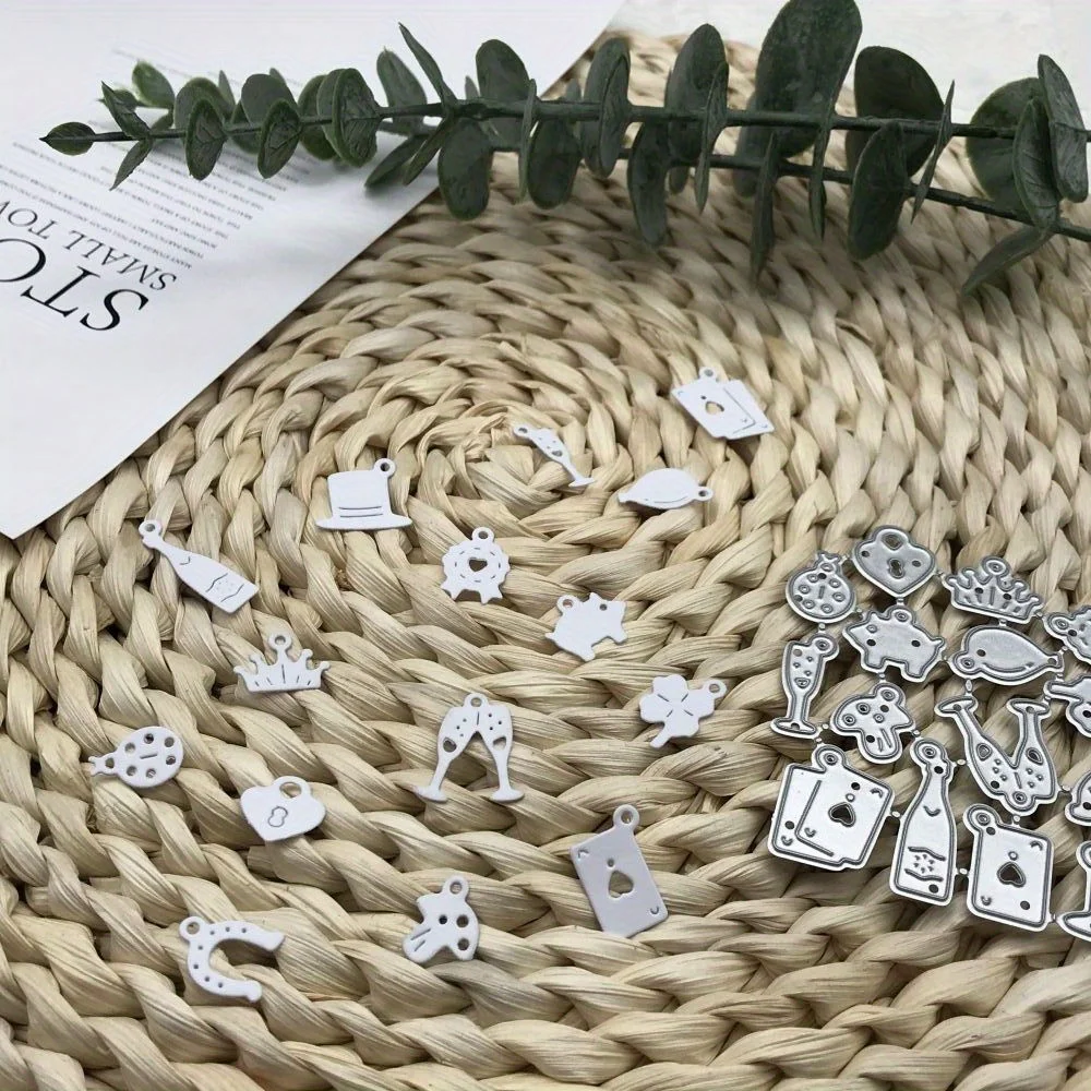 1pcs metal cutting dies cut die mold Mini pendant decoration Scrapbook paper craft blade punch stencils dies
1pcs metal cutting dies cut die mold Mini pendant decoration Scrapbook paper craft blade punch stencils dies