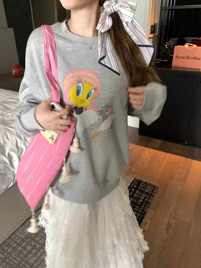 Женская толстовка свободного кроя с круглым вырезом и длинными рукавами, повседневный модный топ с принтом, Dongda Gate, новинка весны 2025 года
Женская толстовка свободного кроя с круглым вырезом и длинными рукавами, повседневный модный топ с принтом, Dongda Gate, новинка весны 2025 года