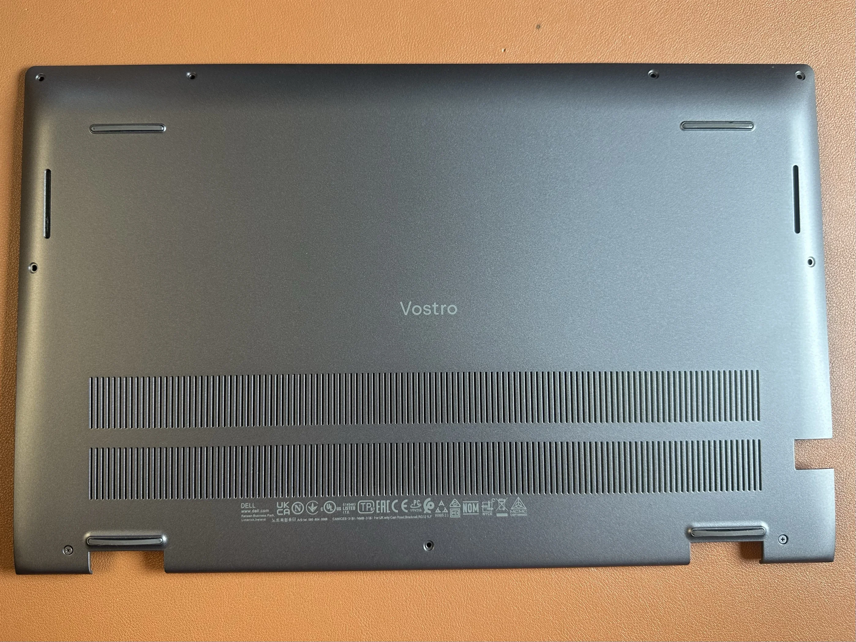 for DELL/DELL VOSTRO 5510 bottom case E case 06F5C1
for DELL/DELL VOSTRO 5510 bottom case E case 06F5C1