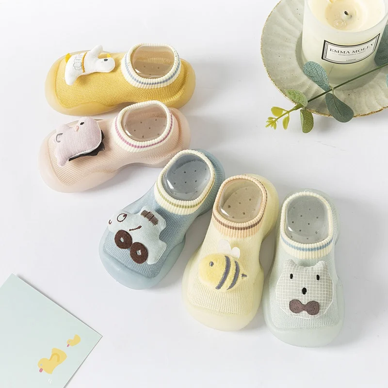 Three-dimensional doll fashionable toddler soft bottom spring and summer indoor breathable non-falling autumn floor socks
Three-dimensional doll fashionable toddler soft bottom spring and summer indoor breathable non-falling autumn floor socks
