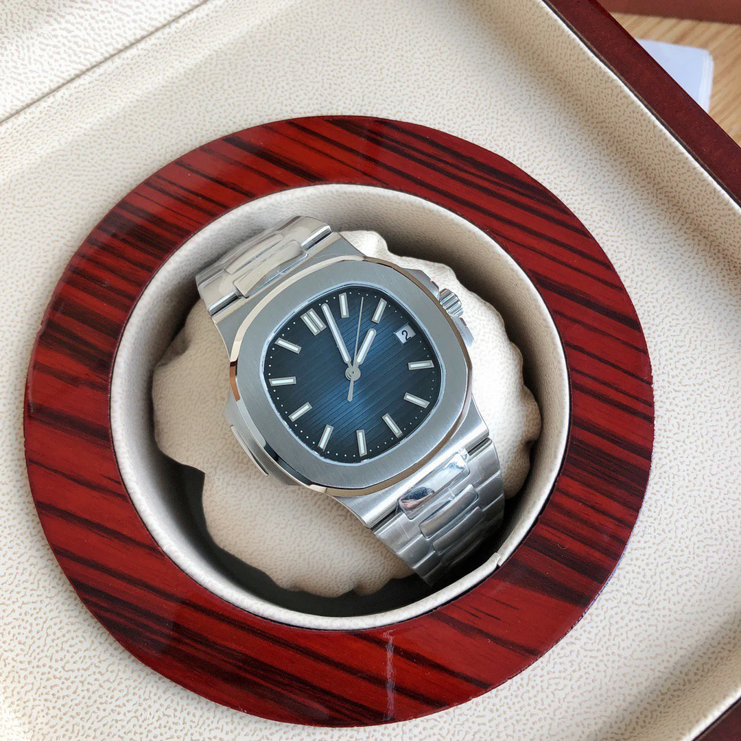 Customized watch, 40mm, sapphire glass mirror, customized integrated movement, stainless steel strap
Customized watch, 40mm, sapphire glass mirror, customized integrated movement, stainless steel strap