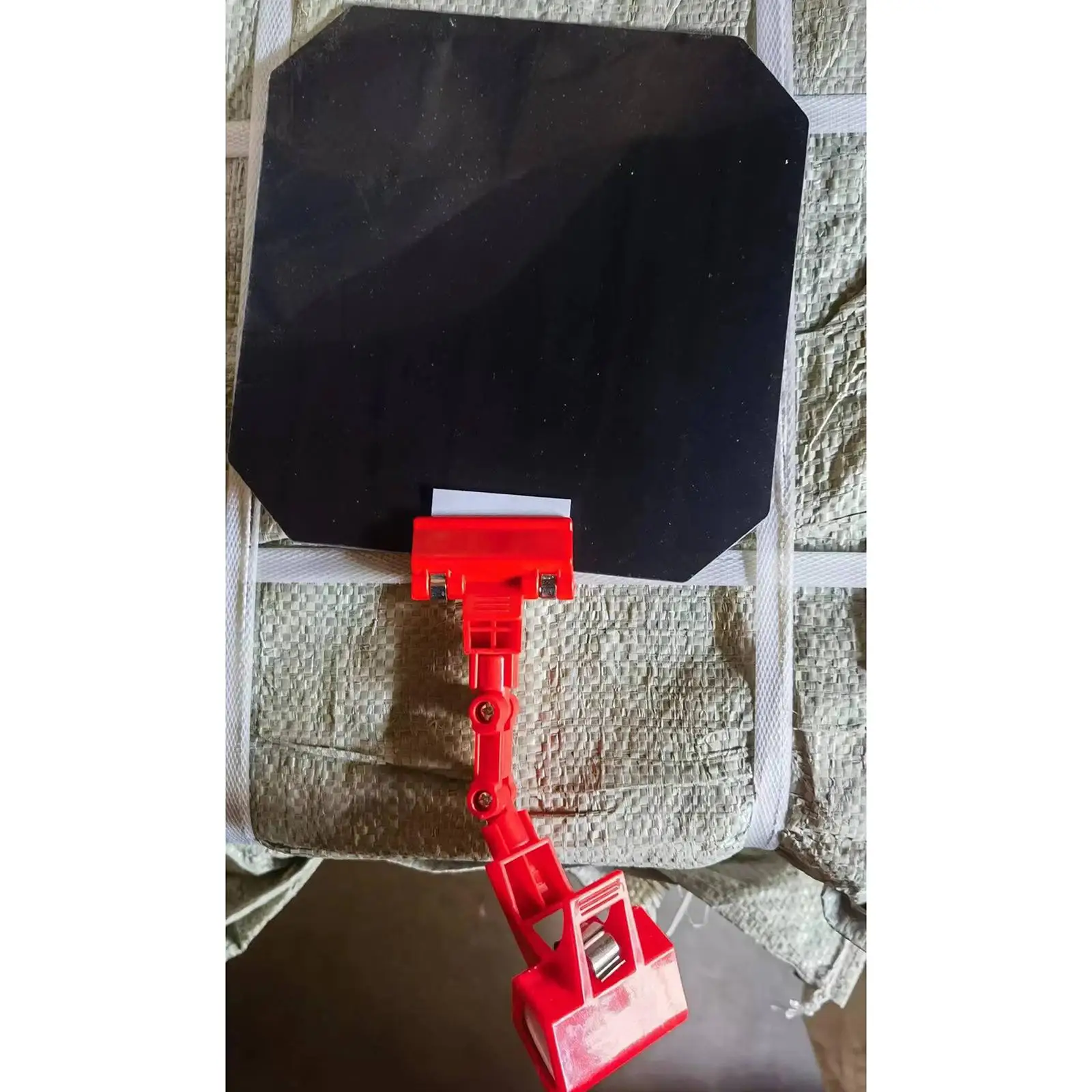 Auto Dimming Protective Lens Screen for Gas Accessories with
Auto Dimming Protective Lens Screen for Gas Accessories with