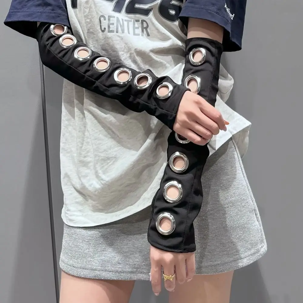 New Gothic Fingerless Gloves Metal Rivet Black Street Dance Sleeves Buckle Punk Style Sleeves Women
New Gothic Fingerless Gloves Metal Rivet Black Street Dance Sleeves Buckle Punk Style Sleeves Women