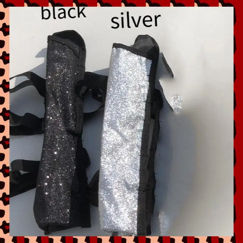 Танцевальные болельщики A72P оснащены подвесными рукавами, ручными веерами для земляных ботинок и складными ручными веерами.
Танцевальные болельщики A72P оснащены подвесными рукавами, ручными веерами для земляных ботинок и складными ручными веерами.