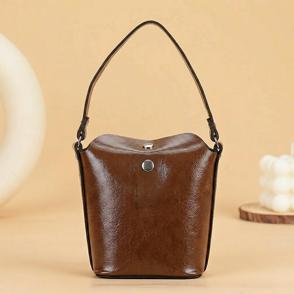 Mini Bucket Bag Delicate Pu Leather Card Holder Women'S Shoulder Bag Stylish Vintage Coin Purse For Dating Shopping Casual
Mini Bucket Bag Delicate Pu Leather Card Holder Women'S Shoulder Bag Stylish Vintage Coin Purse For Dating Shopping Casual