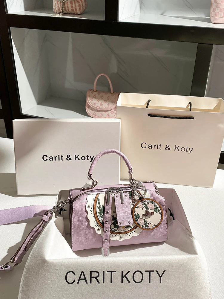 Luxury Designer Pillow Bag with Delicate Decoration Flower and Pendant Women's Newly Trendy and Fashion Handheld Crossbody Bag
Luxury Designer Pillow Bag with Delicate Decoration Flower and Pendant Women's Newly Trendy and Fashion Handheld Crossbody Bag