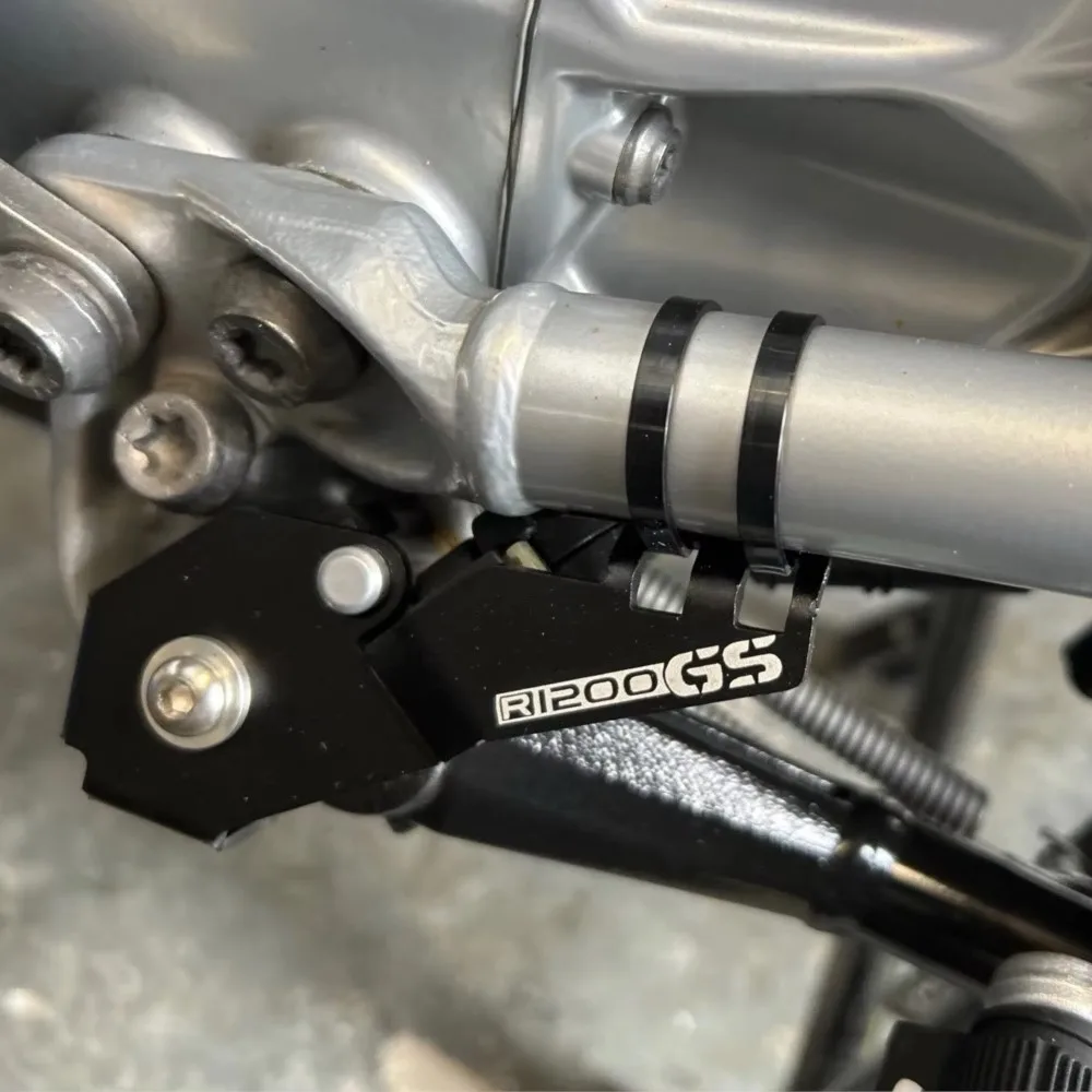 For BMW R1250GS ADV R1200GS Adventure LC R1250R R1200R LC RS 2015-2026 Motorcycle Sidestand Switch Guard Side Stand Protection
For BMW R1250GS ADV R1200GS Adventure LC R1250R R1200R LC RS 2015-2026 Motorcycle Sidestand Switch Guard Side Stand Protection