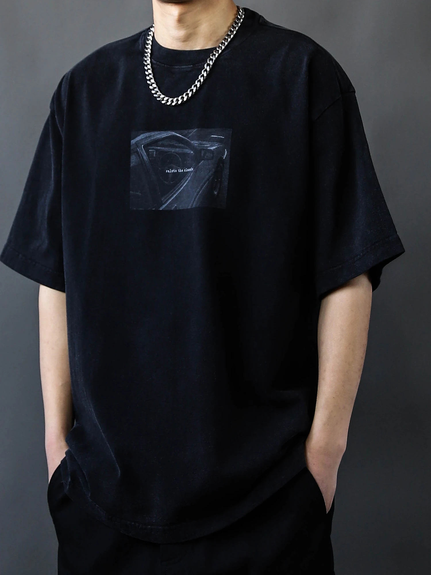 Американская винтажная футболка в стиле High Street, плотная (320 г), с коротким рукавом, мужская, летняя, с крутым принтом, повседневный топ
Американская винтажная футболка в стиле High Street, плотная (320 г), с коротким рукавом, мужская, летняя, с крутым принтом, повседневный топ