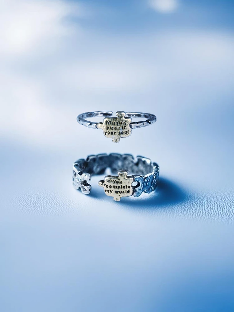 YUKI Pure Silver Ring Unisex Puzzle Love Letter Design Asymmetric Hip Hop Cool Personalized Couple Rings Fashion Jewelry
YUKI Pure Silver Ring Unisex Puzzle Love Letter Design Asymmetric Hip Hop Cool Personalized Couple Rings Fashion Jewelry