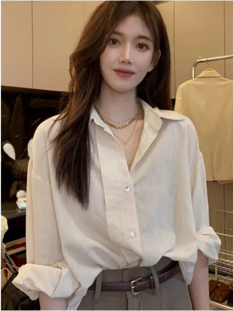 New Advanced White Silk Long Sleeve Women's Summer Vintage Loose Anti-Uv Shirt Stylish Neck Design Pure Color Business C...
New Advanced White Silk Long Sleeve Women's Summer Vintage Loose Anti-Uv Shirt Stylish Neck Design Pure Color Business C...