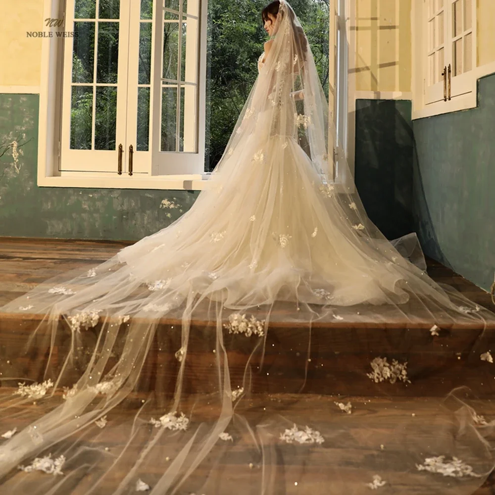 Wedding Veils Long Cathedral Length Appliques Beaded Bridal Veils with Comb Wedding Veil Customized
Wedding Veils Long Cathedral Length Appliques Beaded Bridal Veils with Comb Wedding Veil Customized