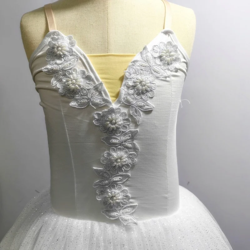PD06015 Camisole Long Ballet Dress for Adult and Children Swan Lake Tutu Girls Performance Costume
PD06015 Camisole Long Ballet Dress for Adult and Children Swan Lake Tutu Girls Performance Costume