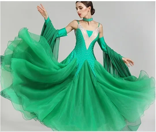 Purple Rhinestone Elegant Long Yarn Red Ballroom Dance Competition Dresses Standard Ballroom Dress Fringe Waltz Dance Costumes
Purple Rhinestone Elegant Long Yarn Red Ballroom Dance Competition Dresses Standard Ballroom Dress Fringe Waltz Dance Costumes