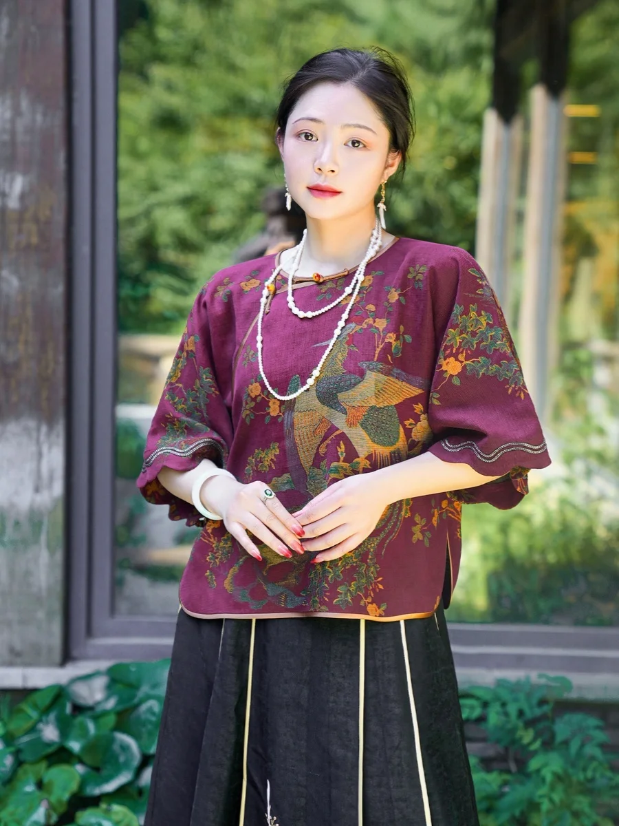 Высококачественный шелковый топ Zha Ling Kong 00 из облачного шелка с цветочным узором в китайском национальном стиле
Высококачественный шелковый топ Zha Ling Kong 00 из облачного шелка с цветочным узором в китайском национальном стиле