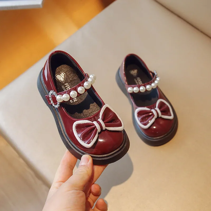 Beaded Comfortable Bow Solid Color Casual Girls Light Small Leather Shoes Summer Fashion Cute Round Toe Square Heel Sandals
Beaded Comfortable Bow Solid Color Casual Girls Light Small Leather Shoes Summer Fashion Cute Round Toe Square Heel Sandals