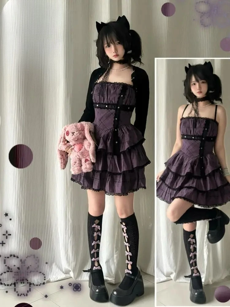 Goth Lolita Y2K Sweet Lace Trim Ruched Ruffle Cake Skirt Spaghetti Strap 2 Piece Set Women Korean Elegant Slim Fit Party Outfit
Goth Lolita Y2K Sweet Lace Trim Ruched Ruffle Cake Skirt Spaghetti Strap 2 Piece Set Women Korean Elegant Slim Fit Party Outfit