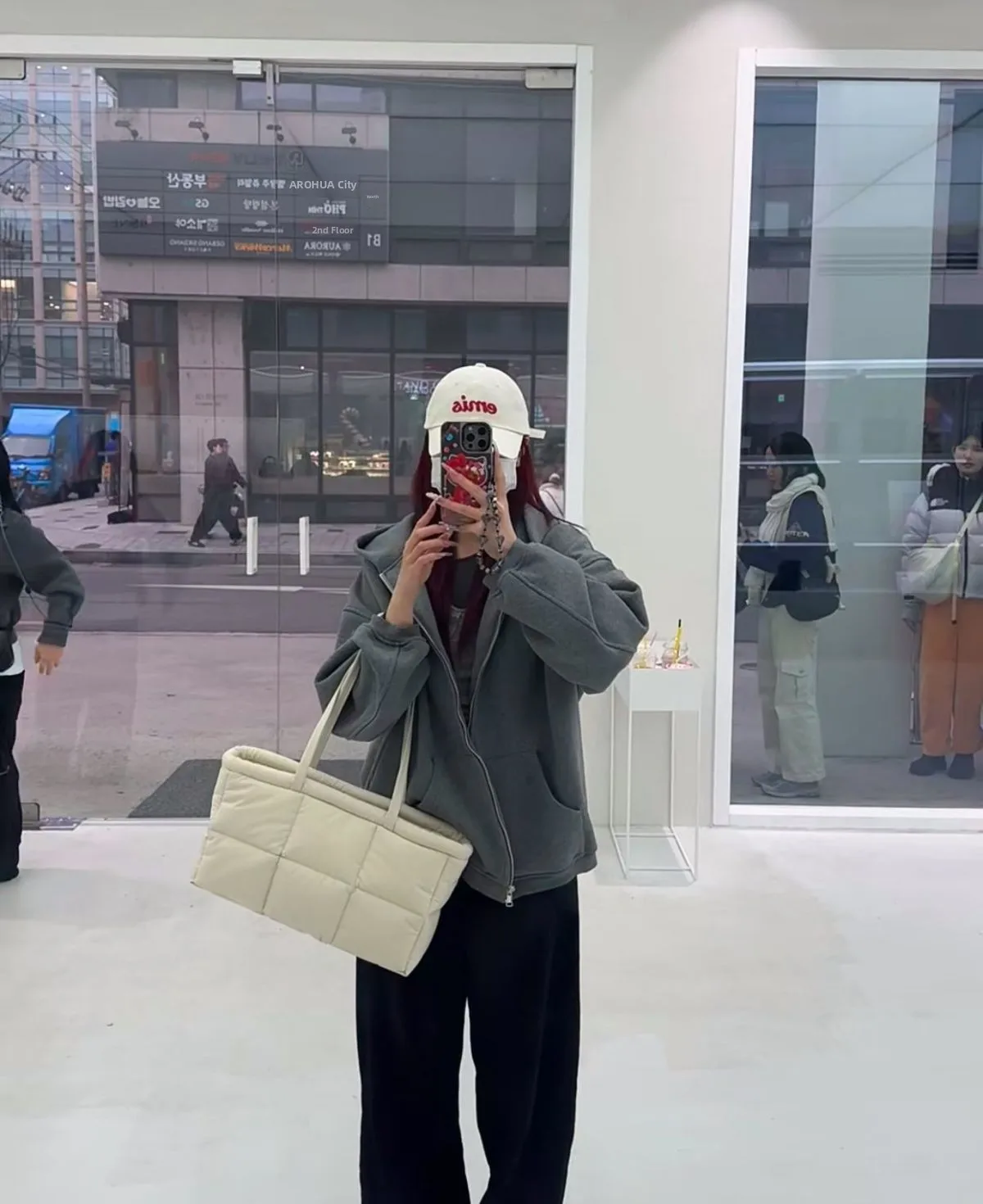 Autumn Winter New Cloud Velvet down Underarm Tote Bag Fashionable Simple Women's Single Shoulder Handbag Handbag Ladies Bag
Autumn Winter New Cloud Velvet down Underarm Tote Bag Fashionable Simple Women's Single Shoulder Handbag Handbag Ladies Bag
