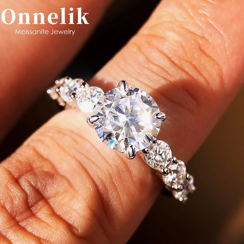 Onnelik S925 Silver D VVS1 2CT Moissanite Solitaire Ring Luxury Engagement Wedding Band Anniversary Jewelry Gift for Women
Onnelik S925 Silver D VVS1 2CT Moissanite Solitaire Ring Luxury Engagement Wedding Band Anniversary Jewelry Gift for Women