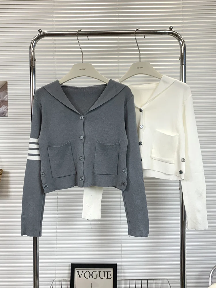 Casual ort Knitted Sweater Women's Autumn 2023 Korean Version Color Blo Long Sve Top Trendy Design Street Sle
Casual ort Knitted Sweater Women's Autumn 2023 Korean Version Color Blo Long Sve Top Trendy Design Street Sle